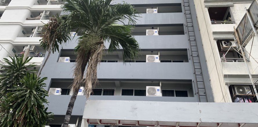 Appartement à Huai Khwang, Bangkok, Thaïlande 18 chambres № 154708