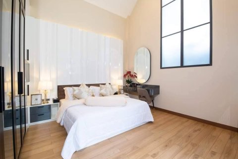 House in Pattaya, Thailand 5 bedrooms № 154706 - photo 11
