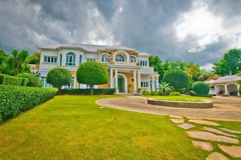 Haus in Pattaya, Thailand 8 Schlafzimmer № 223123