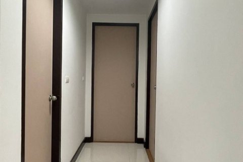 Condo à Bang Na, Bangkok, Thaïlande, 2 chambres  № 148059 - photo 12