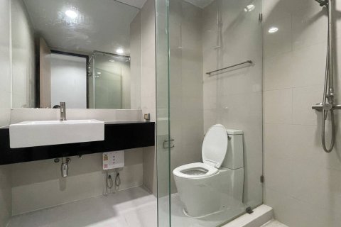 Condo à Bang Na, Bangkok, Thaïlande, 2 chambres  № 148059 - photo 11