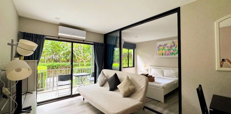 Studio in the Condo in Phuket, Thailand  № 148057