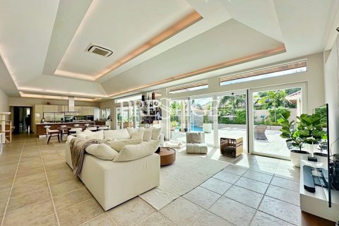 บ้านในพัทยา, ประเทศไทย 5 ห้องนอน № 198432 - รูปถ่าย 2