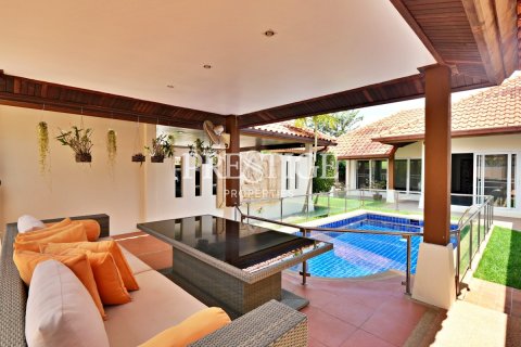 บ้านในพัทยา, ประเทศไทย 4 ห้องนอน № 198436 - รูปถ่าย 26
