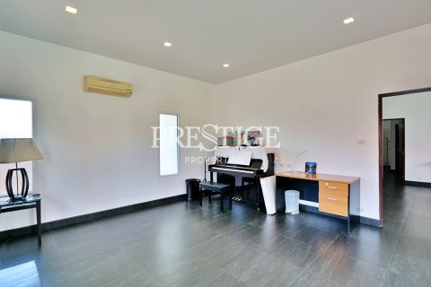 บ้านในพัทยา, ประเทศไทย 4 ห้องนอน № 198436 - รูปถ่าย 15