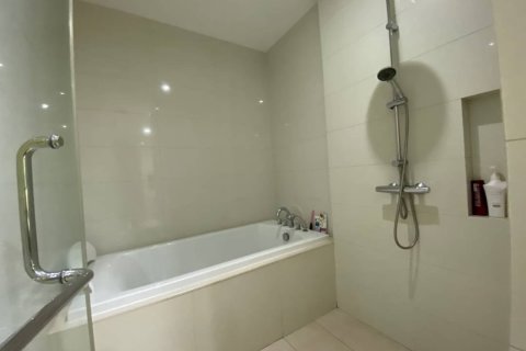 Кондоминиум с 3 спальнями в Ваттхане, Бангкок, Таиланд № 134078 - фото 11