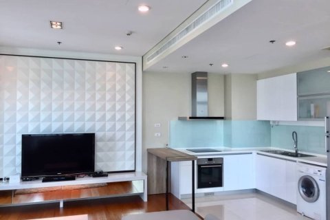 Condo in Watthana, Bangkok, Thailand, 3 bedrooms  № 134076 - photo 2