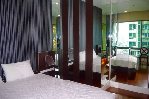 Condo in Watthana, Bangkok, Thailand, 3 bedrooms  № 134076 - photo 9