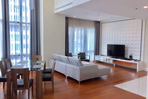 Condo in Watthana, Bangkok, Thailand, 3 bedrooms  № 134076 - photo 4