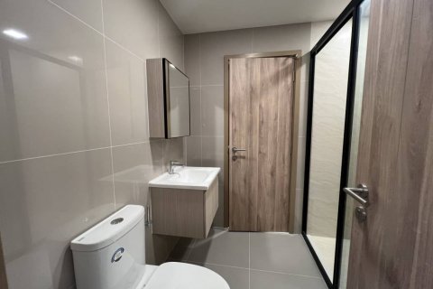 Кондоминиум с 1 спальней в Хуай Кванге, Бангкок, Таиланд № 135240 - фото 8