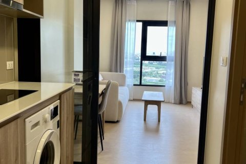 Кондоминиум с 1 спальней в Хуай Кванге, Бангкок, Таиланд № 135240 - фото 5