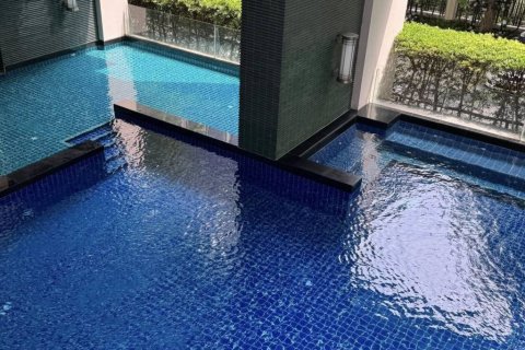 Condo in Bangkok, Thailand, 1 bedroom  № 135245 - photo 10