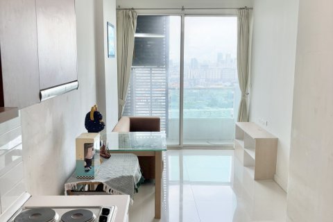 Studio dans le Condo à Phaya Thai, Bangkok, Thaïlande  № 139587 - photo 2