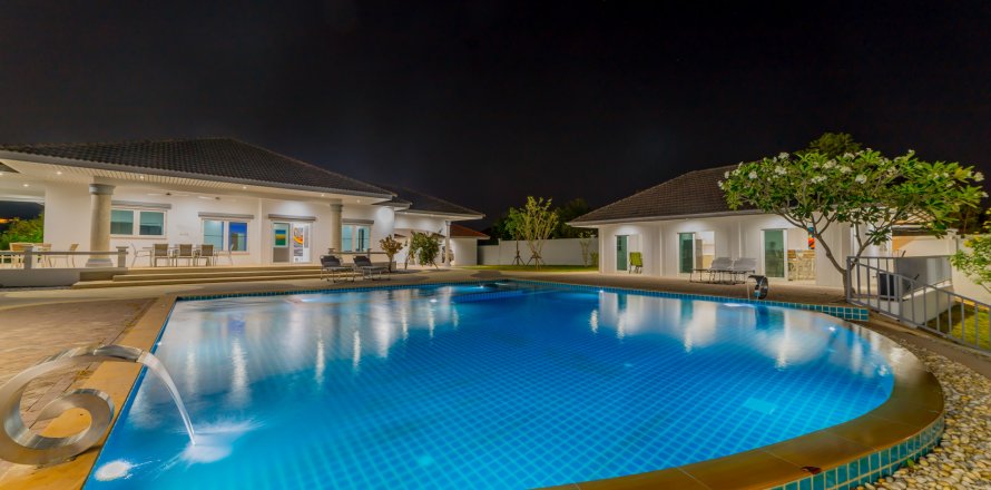 Villa à Phuket, Thaïlande 10 chambres № 139591