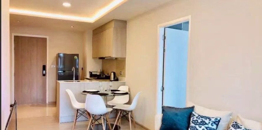 Condo à Khlong Toei, Bangkok, Thaïlande, 2 chambres  № 173144
