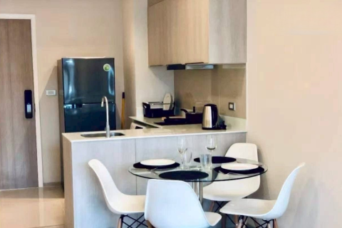 Condo à Khlong Toei, Bangkok, Thaïlande, 2 chambres  № 173144 - photo 2