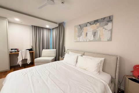 Condo in Phuket, Thailand, 2 bedrooms  № 173143 - photo 14