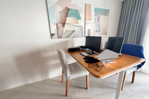 Condo in Phuket, Thailand, 2 bedrooms  № 173143 - photo 9