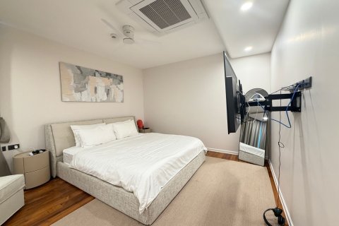 Condo in Phuket, Thailand, 2 bedrooms  № 173143 - photo 13