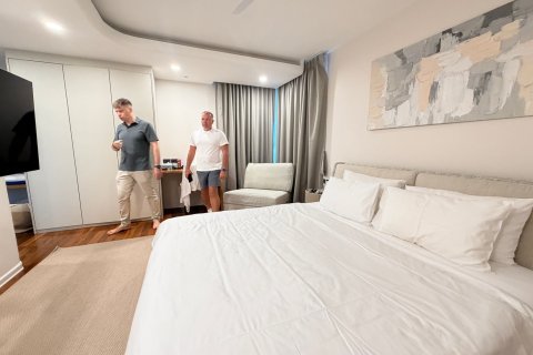 Condo in Phuket, Thailand, 2 bedrooms  № 173143 - photo 12