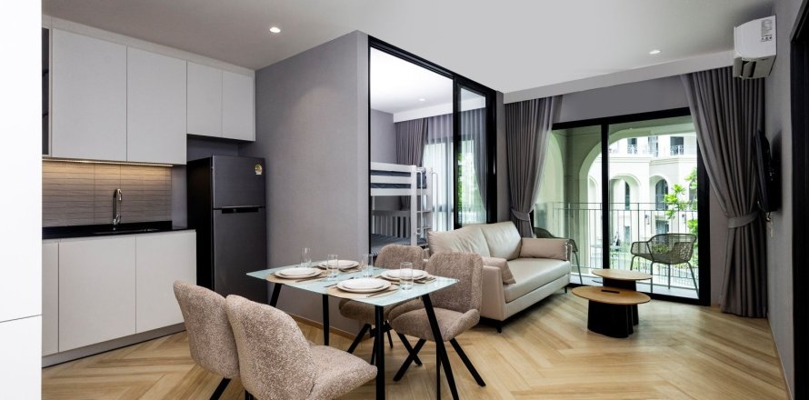 Condo in Phuket, Thailand, 2 bedrooms  № 173141