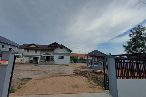 House in Pattaya, Thailand 3 bedrooms № 145780 - photo 5