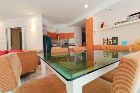 Кондоминиум с 3 спальнями в Хуа Хине, Таиланд № 114305 - фото 7