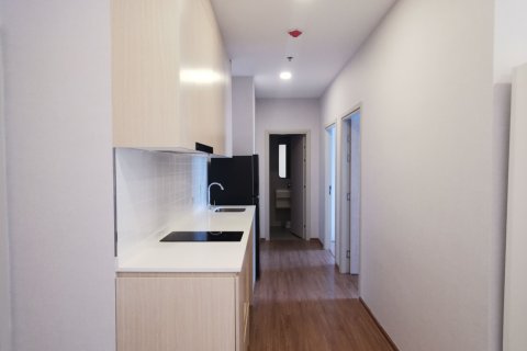 Condo in Bang Kapi, Bangkok, Thailand, 2 bedrooms № 156498 - photo 5