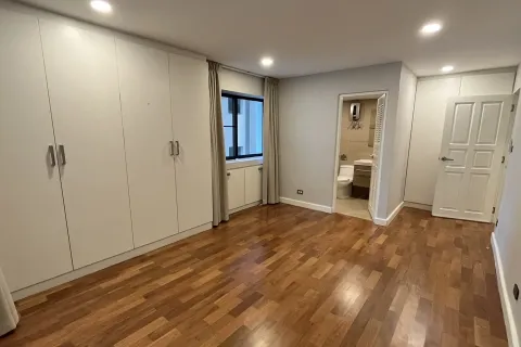 Condo in Watthana, Bangkok, Thailand, 2 bedrooms  № 156500 - photo 15