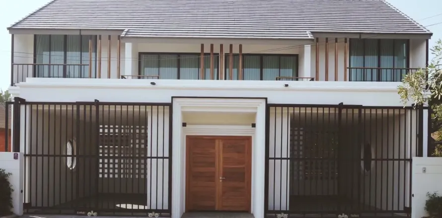 House in Chiang Mai, Thailand 3 bedrooms № 156499