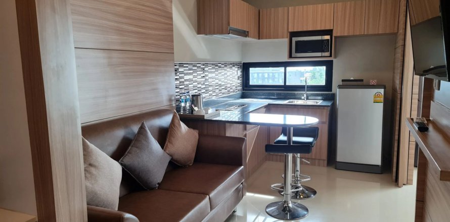 Studio in the Condo in Kathu, Thailand  № 156495