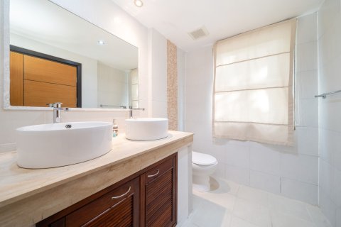 Вилла в Кату, Таиланд с 5 спальнями  № 153539 - фото 28