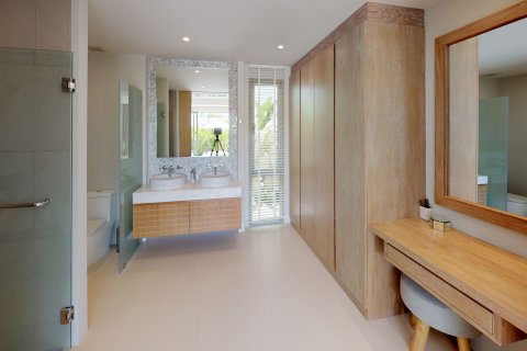 Вилла в Пхукете, Таиланд с 4 спальнями  № 153543 - фото 15