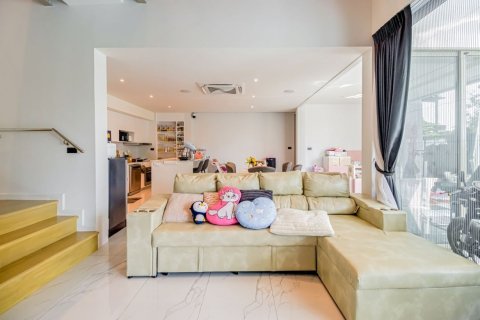 House in Chiang Mai, Thailand 4 bedrooms № 119999 - photo 9