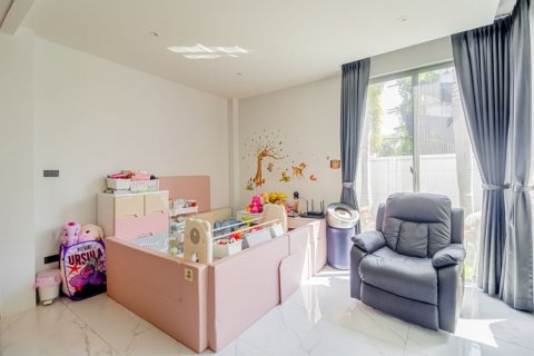 House in Chiang Mai, Thailand 4 bedrooms № 119999 - photo 16