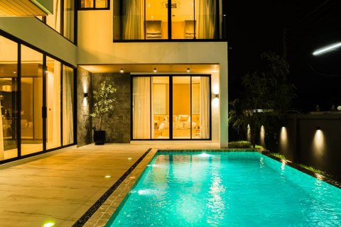 House in Chiang Mai, Thailand 4 bedrooms № 119994 - photo 13
