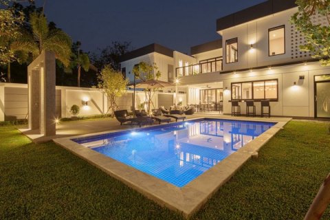 House in Chiang Mai, Thailand 4 bedrooms № 119998 - photo 3