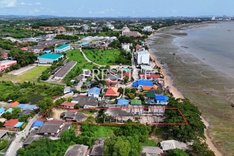 Land in Pattaya, Thailand 2068 sq.m. № 198056 - photo 6