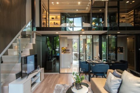 Studio in the Condo in Khlong Toei, Bangkok, Thailand № 146254