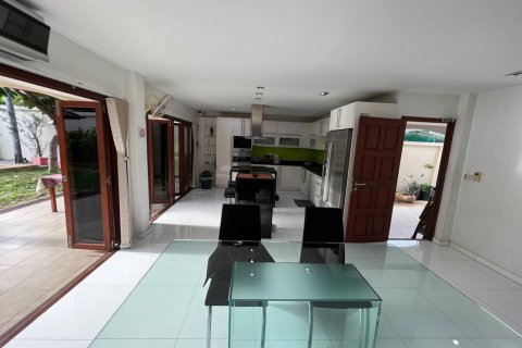 Вилла в Паттайе, Таиланд с 5 спальнями № 146249 - фото 10