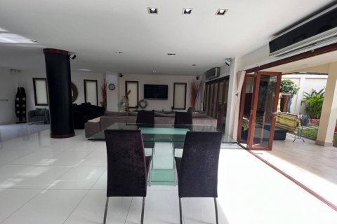 Вилла в Паттайе, Таиланд с 5 спальнями № 146249 - фото 5