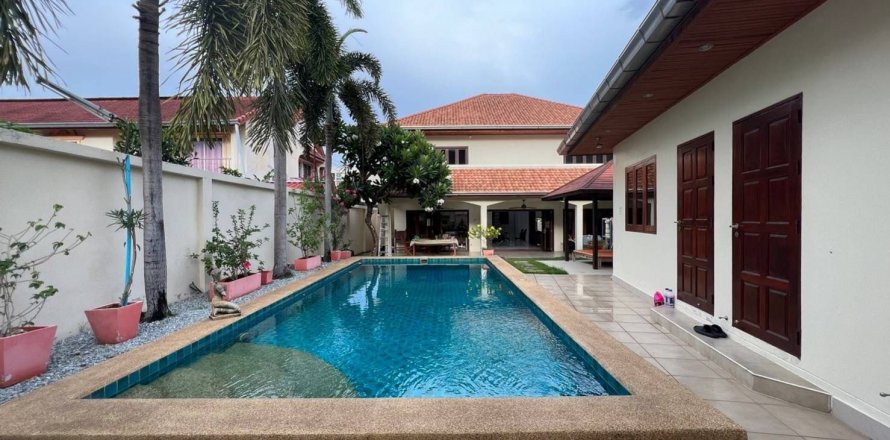 Вилла в Паттайе, Таиланд с 5 спальнями № 146249