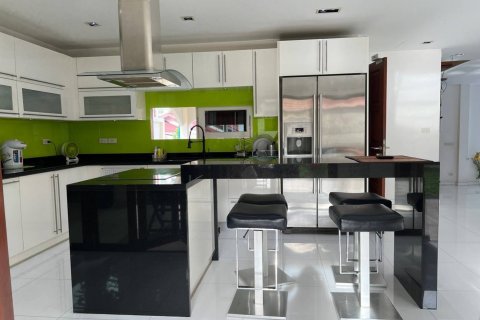 Вилла в Паттайе, Таиланд с 5 спальнями № 146249 - фото 11