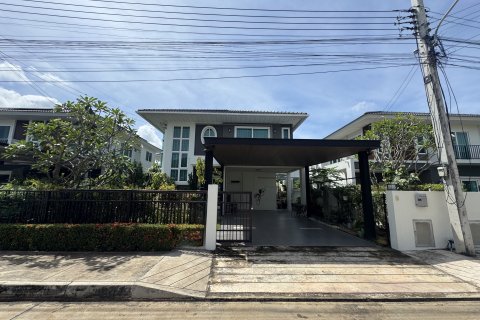 Maison à Udon Thani, Thaïlande 4 chambres № 152939 - photo 1