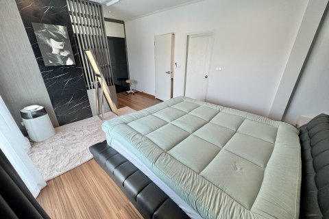 Maison à Udon Thani, Thaïlande 4 chambres № 152939 - photo 24