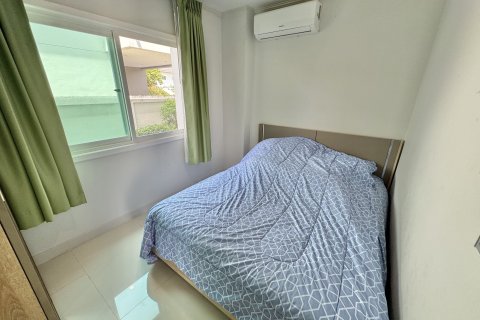 Maison à Udon Thani, Thaïlande 4 chambres № 152939 - photo 13