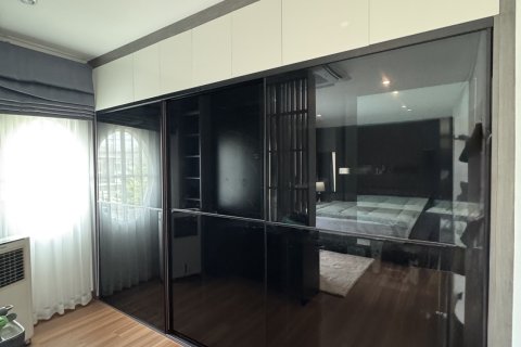 Maison à Udon Thani, Thaïlande 4 chambres № 152939 - photo 27