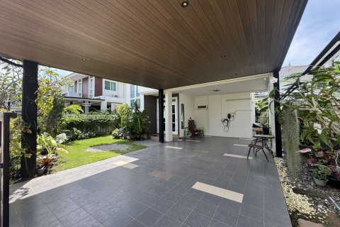 Maison à Udon Thani, Thaïlande 4 chambres № 152939 - photo 2