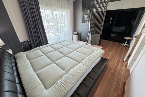 Maison à Udon Thani, Thaïlande 4 chambres № 152939 - photo 25