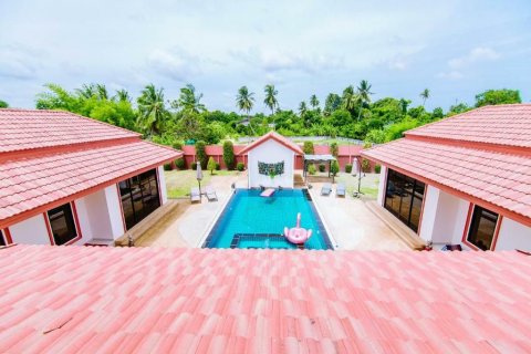 Вилла в Паттайе, Таиланд с 4 спальнями  № 146022 - фото 1